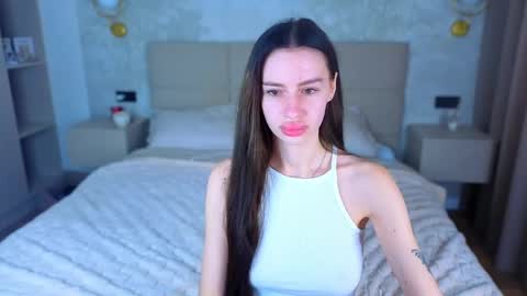 Snapshot of snow_whiteeex chatting on June 2026 04:16:02 AM snow_whiteeex online show from June 2026 04:16:02 AM