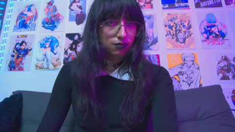 Snapshot of snowblack_ chatting on February 2025 05:19:01 AM Snow and Bubble online show from February 2025 05:19:01 AM