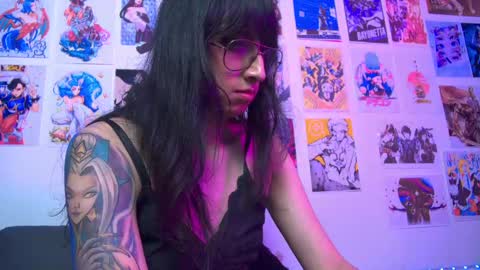 Snapshot of snowblack_ chatting on February 2025 09:39:01 PM Snow and Bubble online show from February 2025 09:39:01 PM