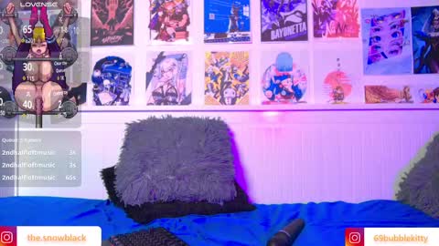 Snapshot of snowblack_ chatting on February 2025 05:45:01 AM Snow and Bubble online show from February 2025 05:45:01 AM