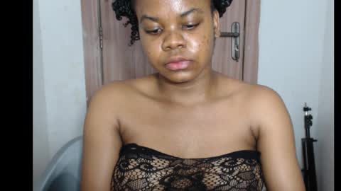 snowdrop5 online show from November 2025 01:07:02 AM