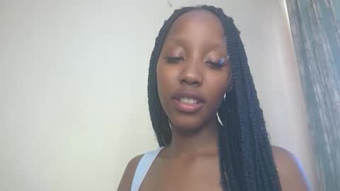 Snapshot of snowfox254 chatting on October 2025 03:40:02 AM snowfox254 online show from October 2025 03:40:02 AM