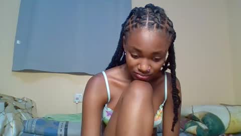 Snowie eyes online show from November 2025 03:34:02 PM