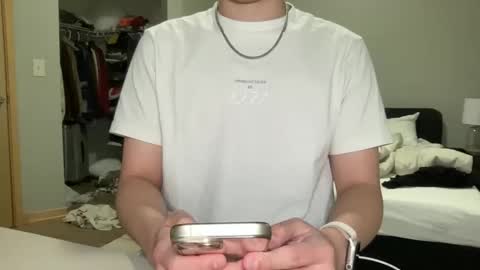 snowliht online show from January 2026 11:41:02 PM