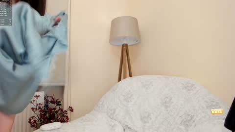 Snapshot of snowww_white chatting on December 2024 06:08:02 AM Ann online show from December 2024 06:08:02 AM