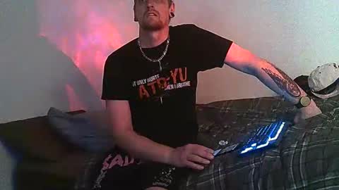 Snapshot of socalloverboy2 chatting on March 2026 04:01:02 AM readyformy milf online show from March 2026 04:01:02 AM