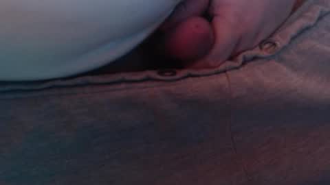 Snapshot of socksaddicted chatting on December 2024 12:00:02 AM Tom online show from December 2024 12:00:02 AM