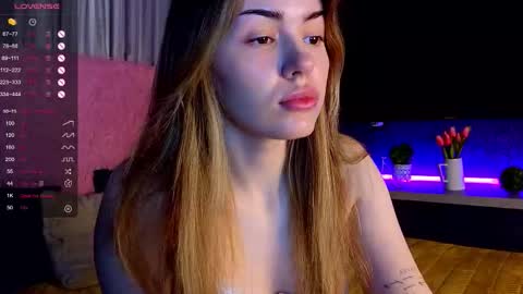 Snapshot of sofa__bloom chatting on November 2025 07:21:02 AM Sofia online show from November 2025 07:21:02 AM