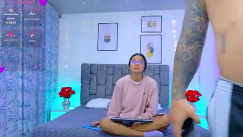 SOFFI AND CHISTOPHER online show from April 2026 12:03:02 PM