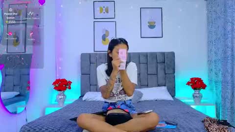 Snapshot of soffia_konig chatting on May 2026 12:21:01 PM SOFFI AND CHISTOPHER online show from May 2026 12:21:01 PM
