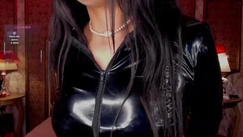    Schedule 1400 - 2100 gtm-5  online show from November 2025 10:19:01 PM