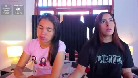 Snapshot of soffy_and_mia chatting on October 2025 12:15:01 PM soffy and mia online show from October 2025 12:15:01 PM