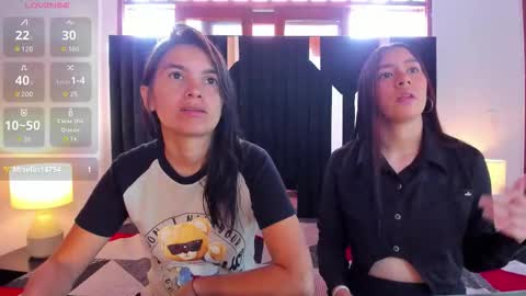 Snapshot of soffy_and_mia chatting on November 2025 01:00:01 PM soffy and mia online show from November 2025 01:00:01 PM