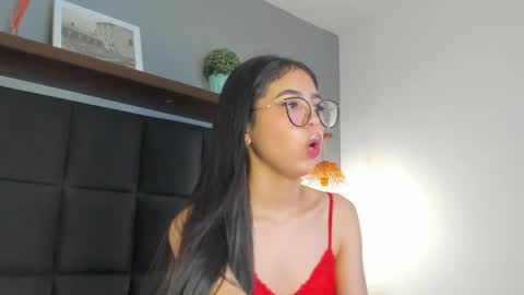 S O F I  online show from April 2026 08:06:02 PM