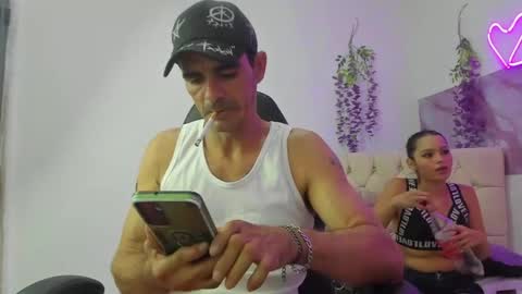 SOFI AND SANTY online show from April 2026 12:43:02 AM