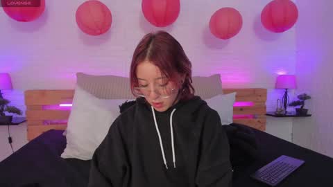 Snapshot of sofi_bakerrr chatting on December 2024 11:33:01 AM Sofia online show from December 2024 11:33:01 AM