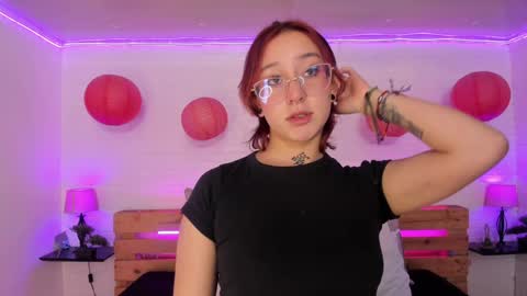 Snapshot of sofi_bakerrr chatting on December 2024 11:36:02 AM Sofia online show from December 2024 11:36:02 AM