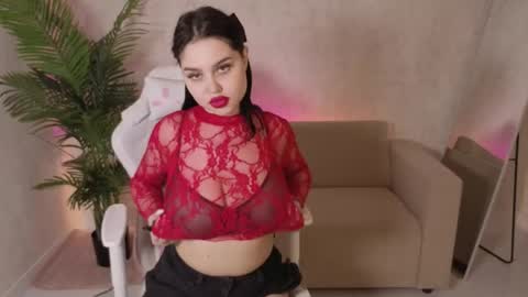 sofi_lunell online show from June 2026 09:22:01 AM