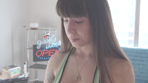 Sofi Mora online show from December 2024 02:59:01 PM