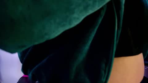 Sofi Noa online show from November 2025 11:16:02 AM