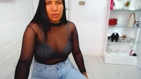 Snapshot of sofia13vene chatting on October 2025 12:04:01 PM sofia vene  online show from October 2025 12:04:01 PM