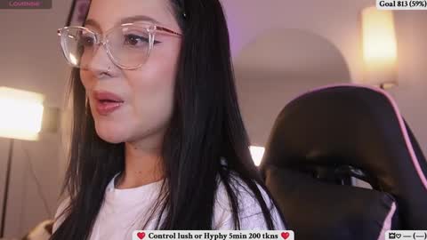 Snapshot of sofia_dream7 chatting on September 2025 10:53:01 PM Sofi online show from September 2025 10:53:01 PM