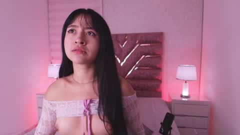 sofia gomes online show from April 2026 11:58:01 AM