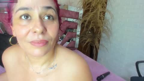 Snapshot of sofia_gutierrez__ chatting on March 2025 08:44:01 AM sofia gutierrez online show from March 2025 08:44:01 AM