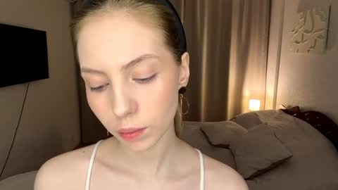 Sofia online show from April 2026 08:51:02 PM