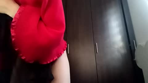 Snapshot of sofia_resiliente chatting on November 2025 09:46:02 PM SOFIA online show from November 2025 09:46:02 PM