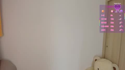 sofia_rivers_ online show from April 2026 02:44:01 AM