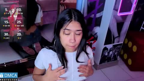 Snapshot of sofia_sstone chatting on November 2025 11:46:02 AM Sofia Sstone online show from November 2025 11:46:02 AM