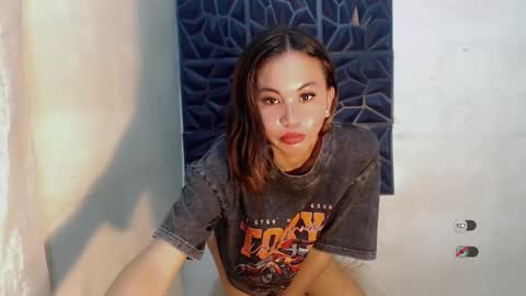 Snapshot of sofia_sweetheart18 chatting on October 2025 06:35:02 PM sofia_sweetheart18 online show from October 2025 06:35:02 PM