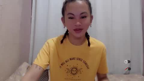 sofia_sweetheart18 online show from March 2026 12:11:01 AM