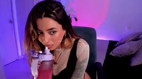 Snapshot of sofia_xgray chatting on March 2025 09:15:01 PM Sofia online show from March 2025 09:15:01 PM