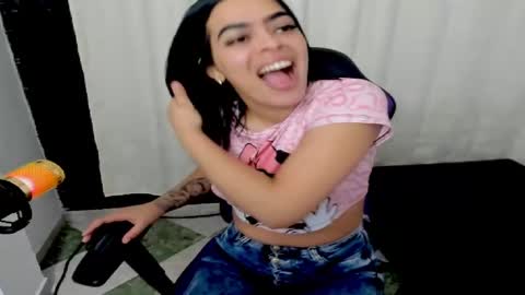 sofia online show from February 2025 02:51:02 AM