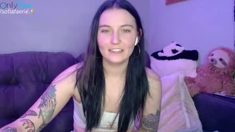 Snapshot of sofiafaerie chatting on January 2025 11:18:02 PM sofiafaerie online show from January 2025 11:18:02 PM