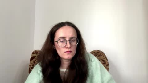 Sofia online show from March 2026 03:28:01 PM