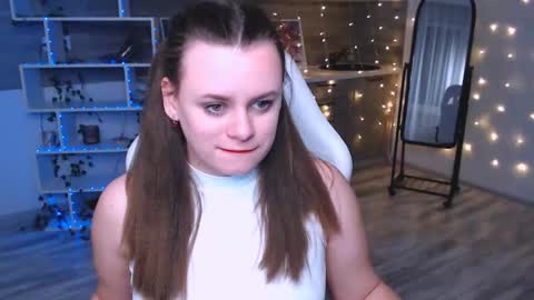 sofiarayan online show from April 2026 06:01:01 PM