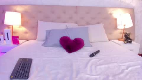 Snapshot of sofiareyees chatting on January 2026 05:27:02 PM SofiaReyees online show from January 2026 05:27:02 PM