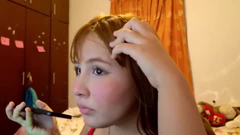 Snapshot of sofiarojast chatting on February 2026 01:02:01 AM Littlered online show from February 2026 01:02:01 AM