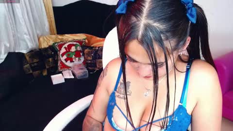 Sofia online show from December 2024 01:32:02 AM