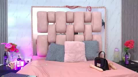 Snapshot of sofiasommers chatting on December 2025 11:23:02 PM Sofia Sommers online show from December 2025 11:23:02 PM