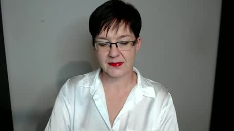 Sofie Velvet online show from December 2024 04:31:01 PM