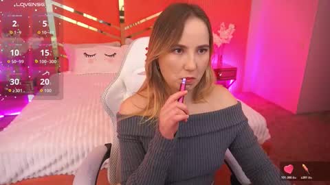 Sofie online show from November 2025 01:28:02 AM