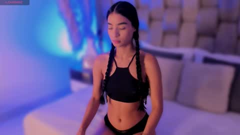 Snapshot of sofiewild_ chatting on December 2025 10:18:02 PM sofie online show from December 2025 10:18:02 PM