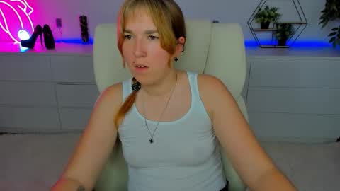 Snapshot of sofii_darling chatting on October 2025 05:54:02 PM sofii_darling online show from October 2025 05:54:02 PM