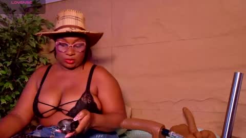 KELLY-HILL online show from May 2026 10:21:02 AM