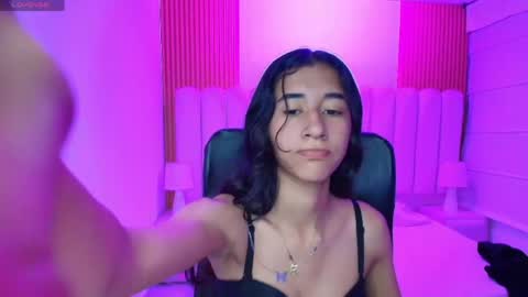 Snapshot of sofii_tk chatting on May 2026 03:23:02 AM Sofii online show from May 2026 03:23:02 AM