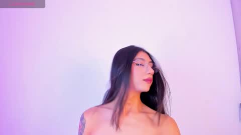 Snapshot of sofiia_grey_ chatting on November 2025 01:44:02 PM Sofi online show from November 2025 01:44:02 PM